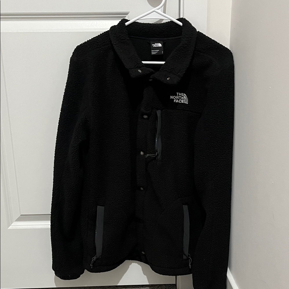 The North Face Men's Black Sherpa Jacket